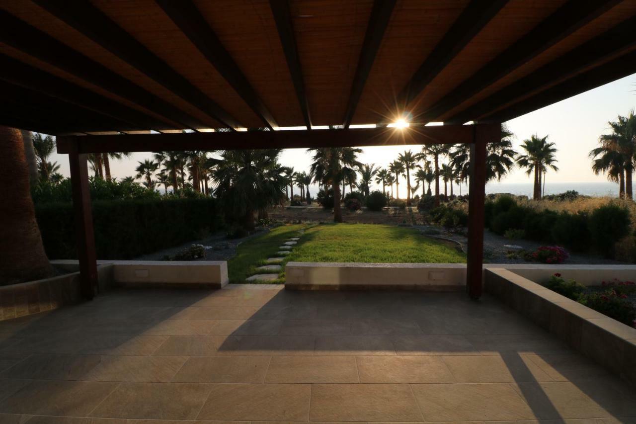 Yulya Villa By Taimoura Paphos ภายนอก รูปภาพ