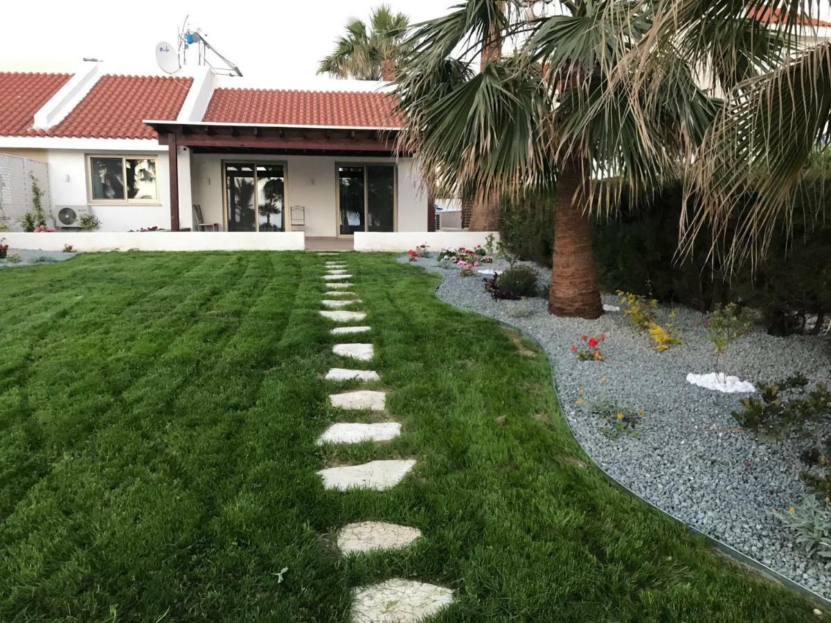 Yulya Villa By Taimoura Paphos ภายนอก รูปภาพ