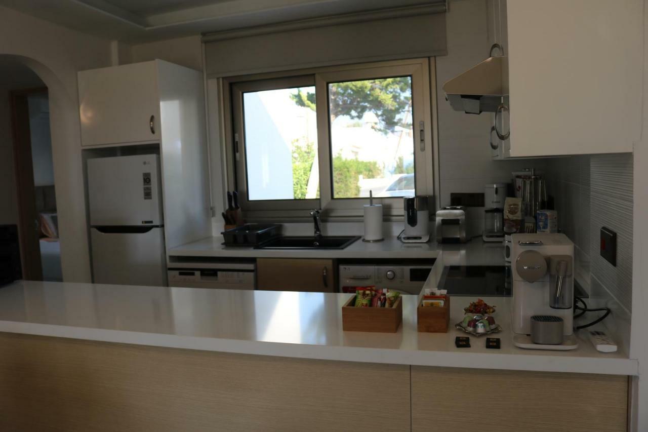 Yulya Villa By Taimoura Paphos ภายนอก รูปภาพ