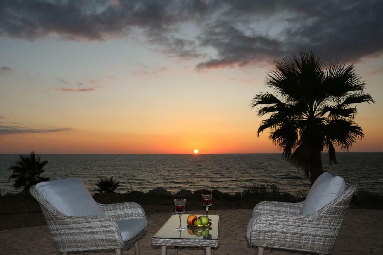 Yulya Villa By Taimoura Paphos ภายนอก รูปภาพ