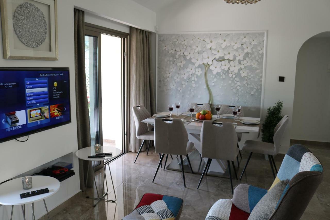 Yulya Villa By Taimoura Paphos ภายนอก รูปภาพ