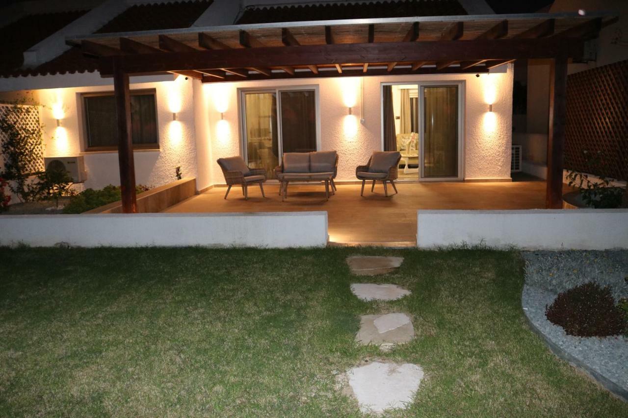 Yulya Villa By Taimoura Paphos ภายนอก รูปภาพ