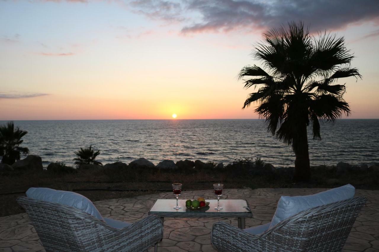 Yulya Villa By Taimoura Paphos ภายนอก รูปภาพ